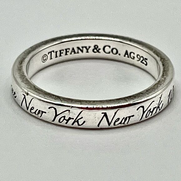Rare & Retired - Tiffany & Co Notes Fifth Ave Ring - Size 4 - Picture 8 of 16